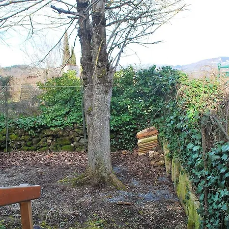 Maison De 2 Chambres Avec Jardin Clos A Victor Et Melvieu Saint-Victor-et-Melvieu